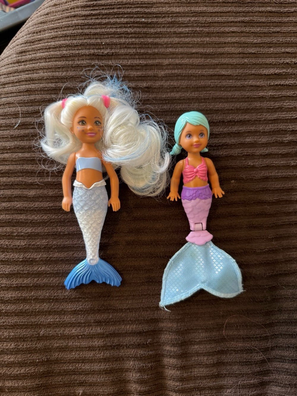 Barbie Chelsea Color Reveal Mermaid dolls